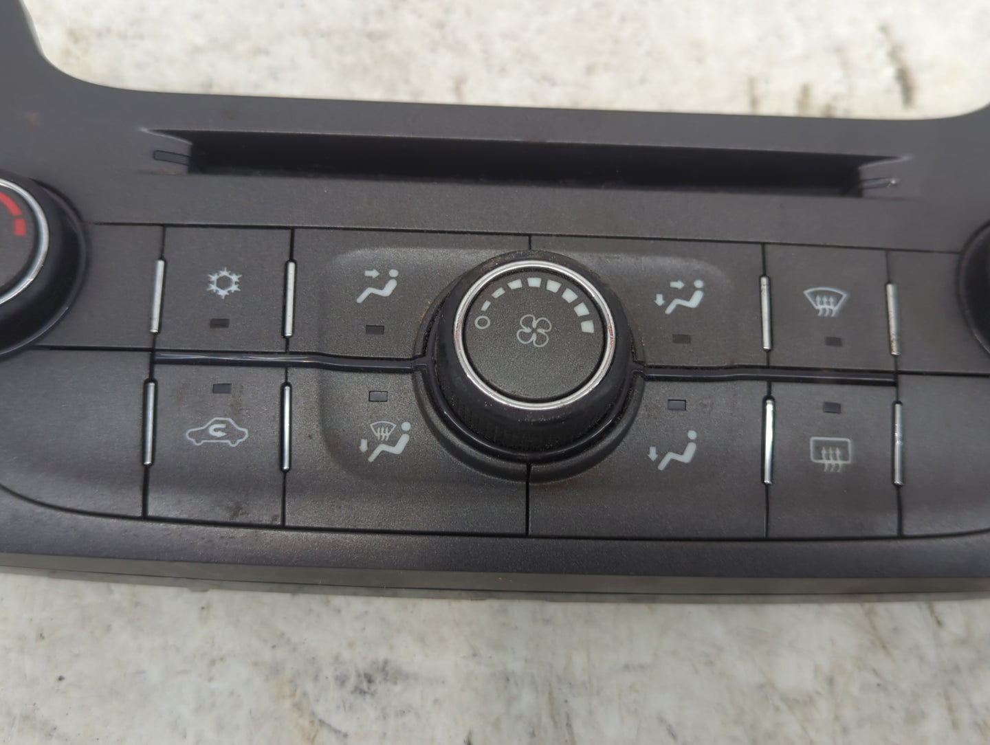 2013-2015 Chevrolet Malibu Climate Control Module Temperature AC/Heater Replacement Fits Fits 2013 2014 2015 OEM Used Auto P