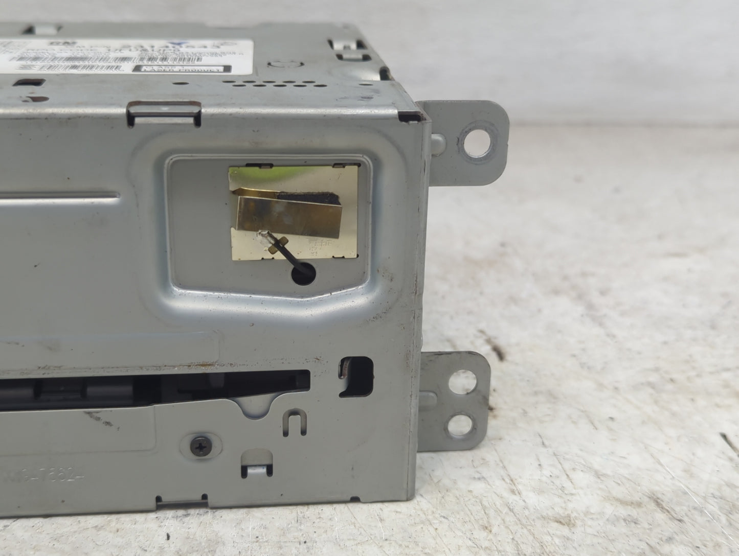 2013 Chevrolet Malibu Radio AM FM Cd Player Receiver Replacement Fits OEM Used Auto Parts - Oemusedautoparts1.com