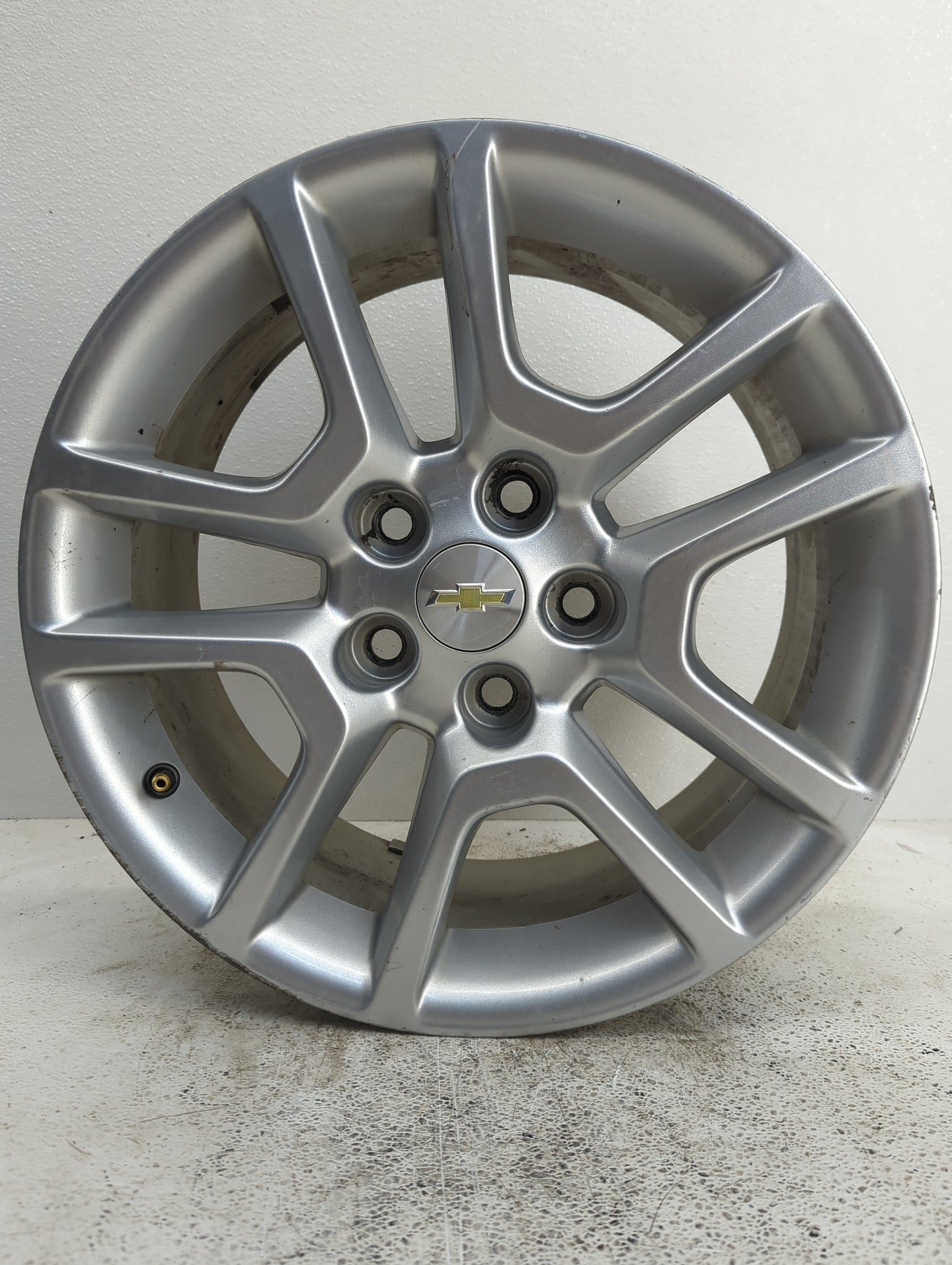 2013-2014 Chevrolet Malibu Oem Wheel Rim - Oemusedautoparts1.com
