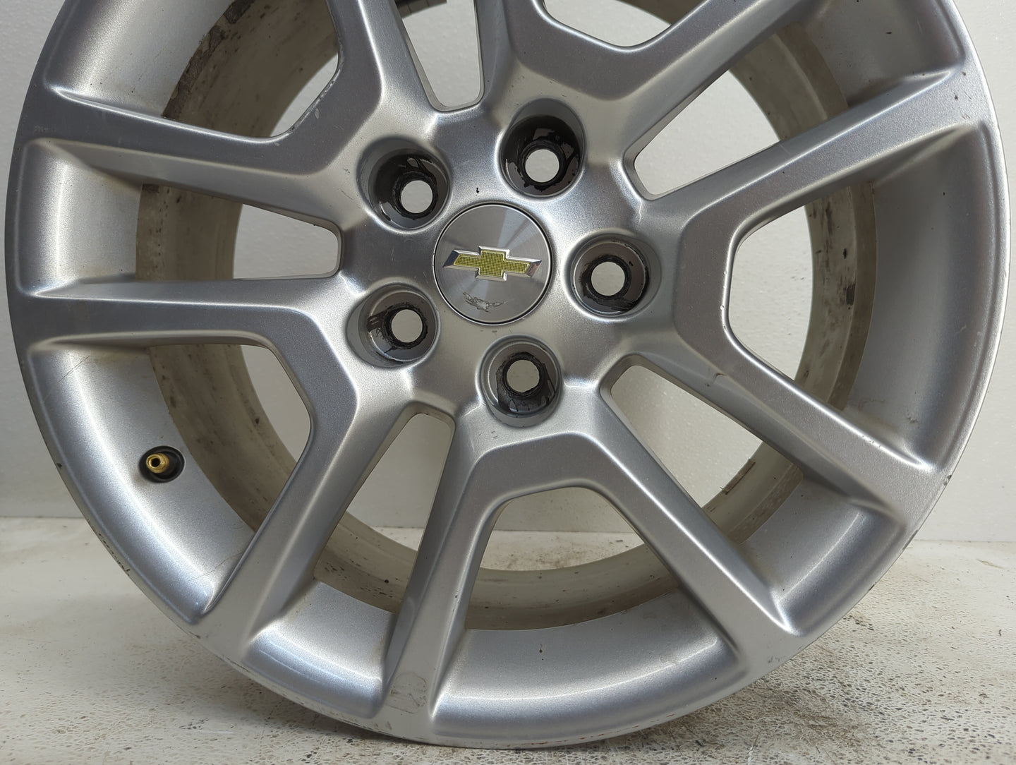 2013-2014 Chevrolet Malibu Oem Wheel Rim - Oemusedautoparts1.com