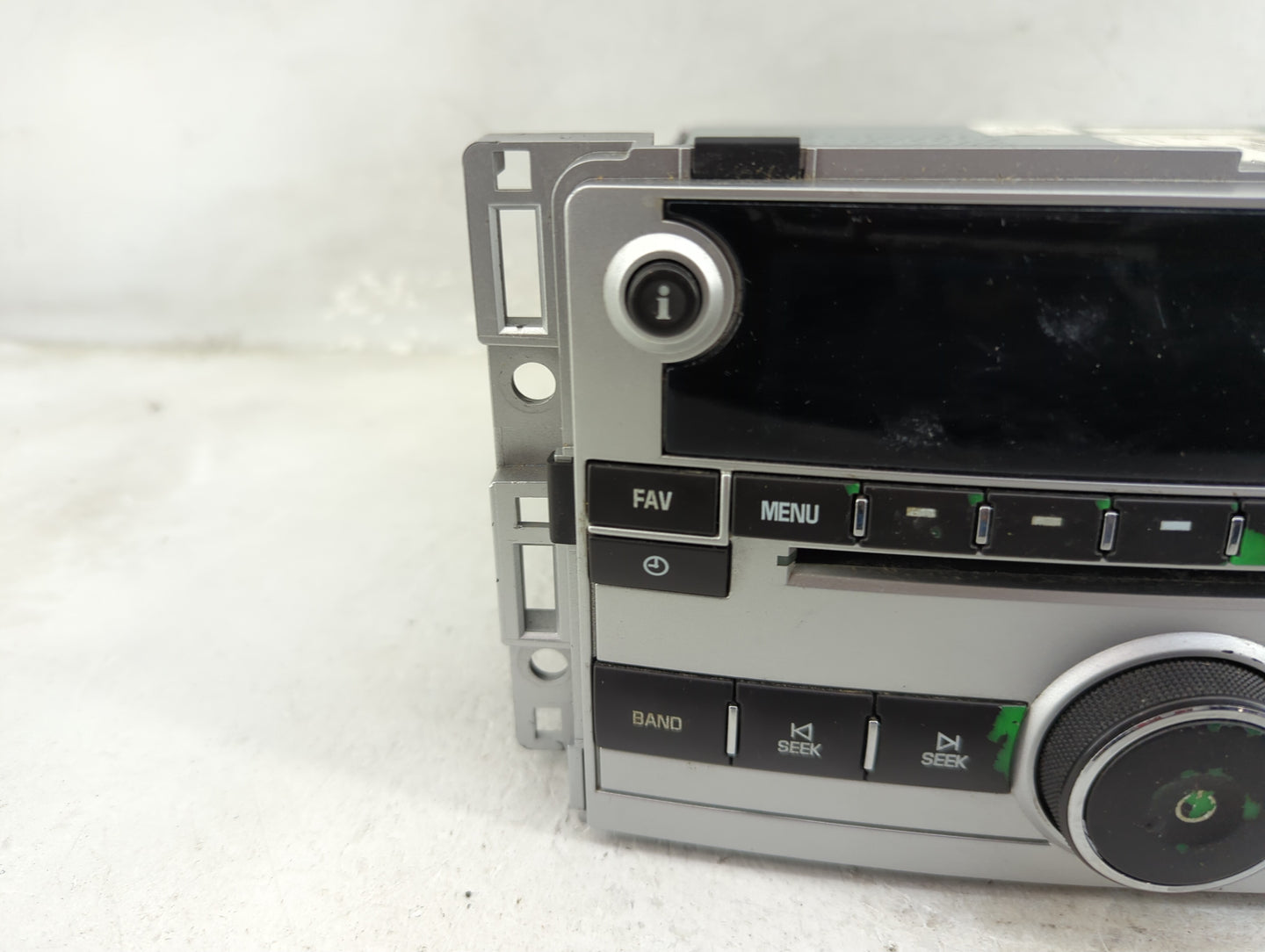 2009-2012 Chevrolet Malibu Radio AM FM Cd Player Receiver Replacement Fits Fits 2009 2010 2011 2012 OEM Used Auto Parts - Oe
