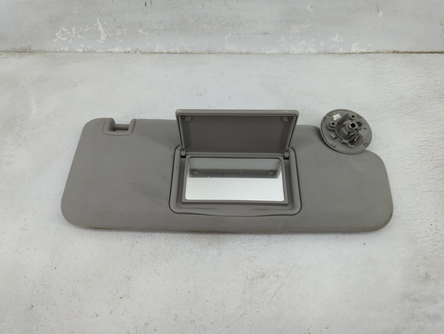 2004-2012 Chevrolet Malibu Sun Visor Shade Replacement Passenger Right Mirror Fits Fits 2004 2005 2008 2009 2010 2011 2012 O