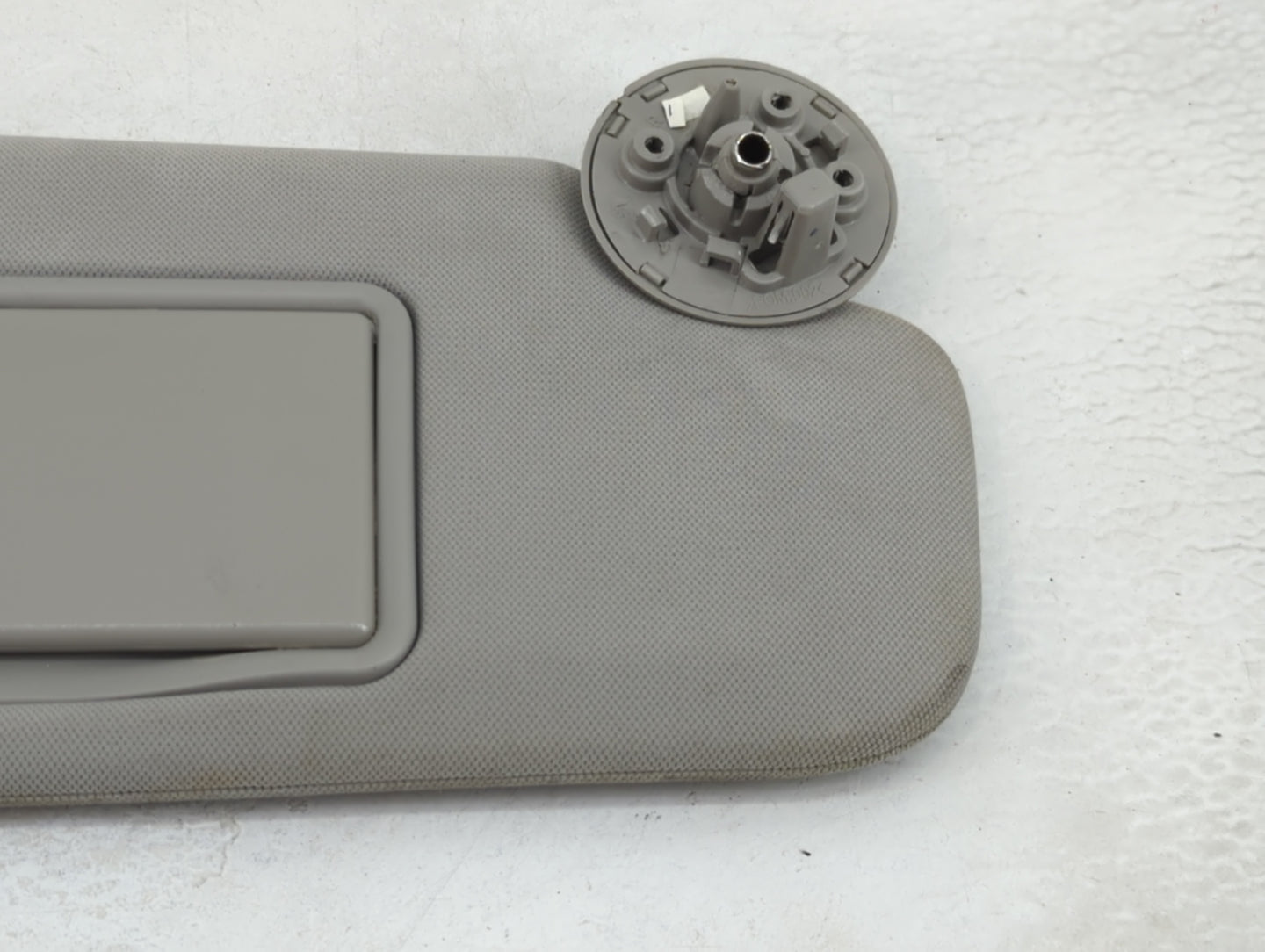 2004-2012 Chevrolet Malibu Sun Visor Shade Replacement Passenger Right Mirror Fits Fits 2004 2005 2008 2009 2010 2011 2012 O