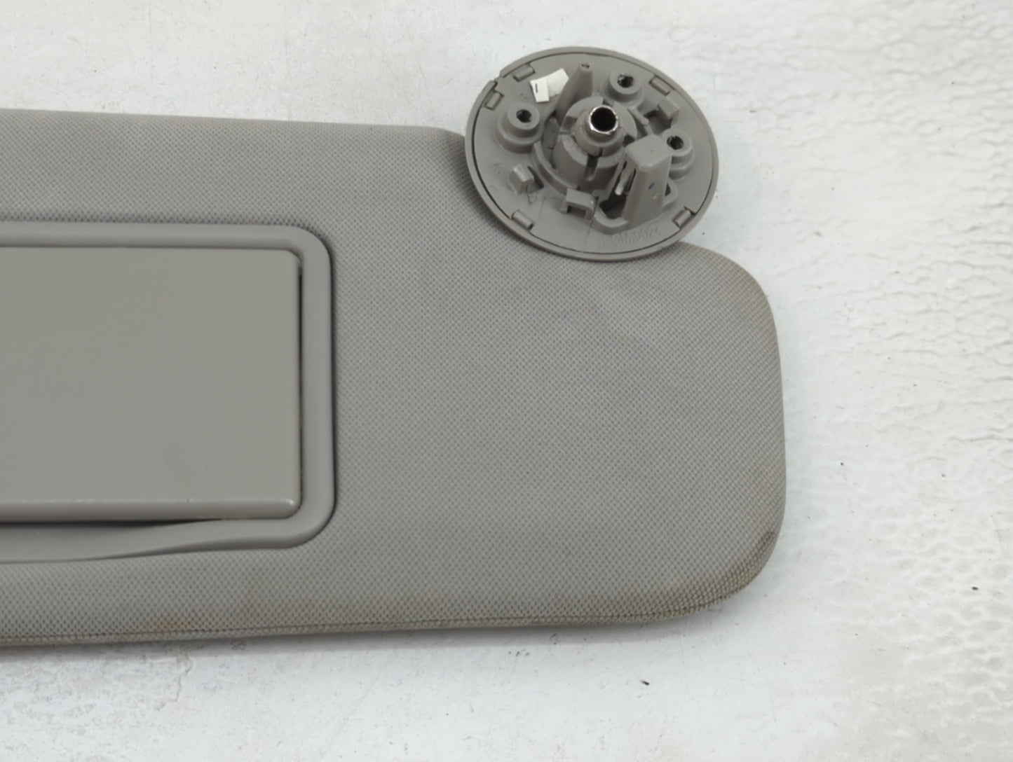 2004-2012 Chevrolet Malibu Sun Visor Shade Replacement Passenger Right Mirror Fits Fits 2004 2005 2008 2009 2010 2011 2012 O