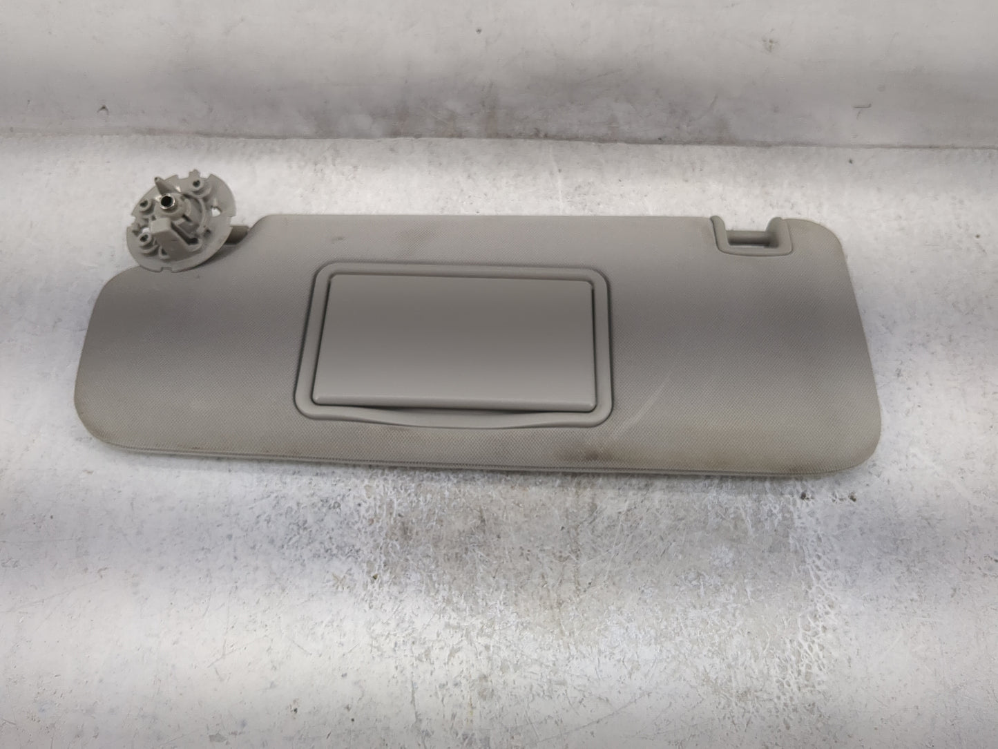 2004-2012 Chevrolet Malibu Sun Visor Shade Replacement Driver Left Mirror Fits Fits 2004 2005 2008 2009 2010 2011 2012 OEM U