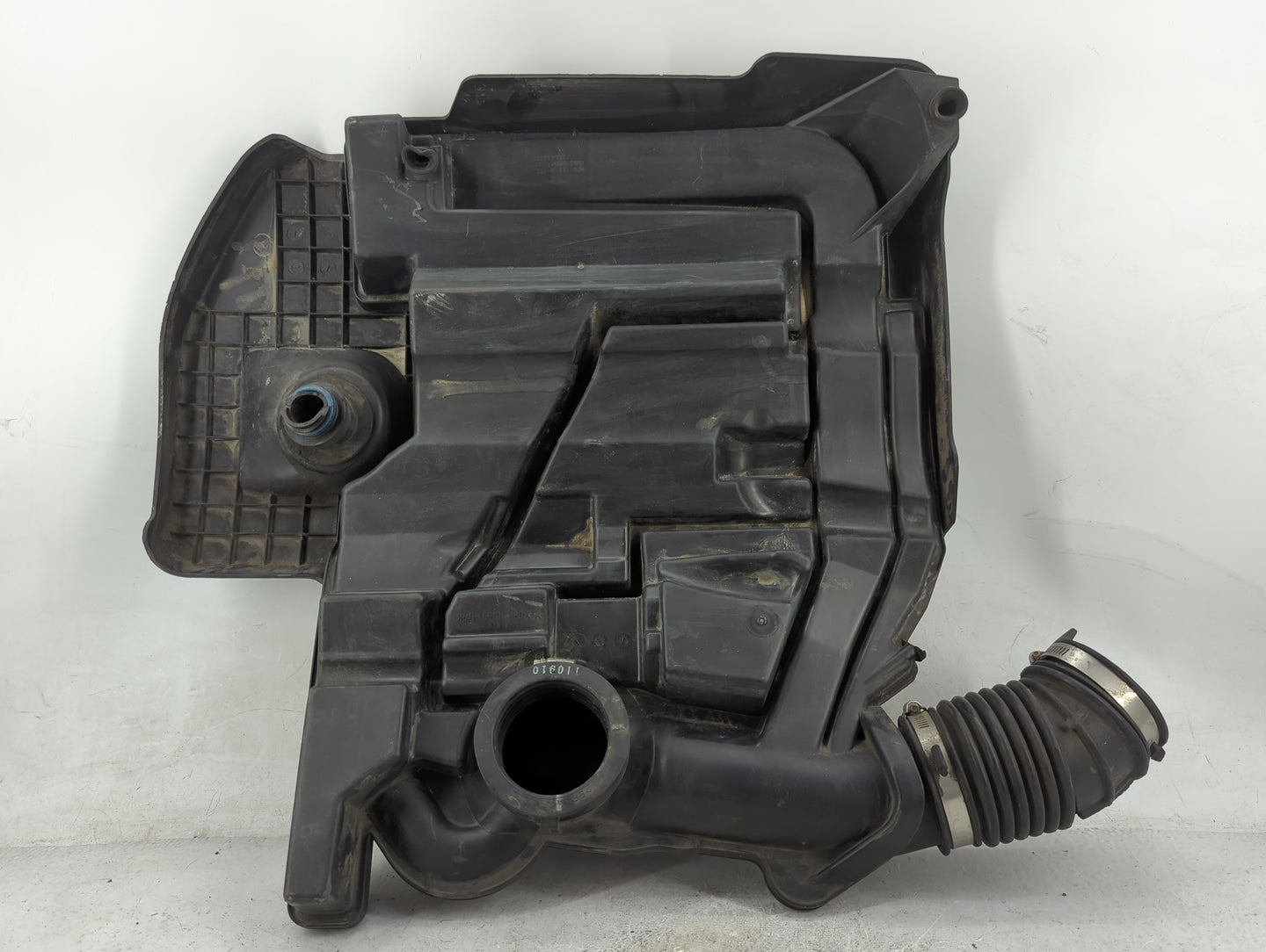 2008-2012 Chevrolet Malibu Air Cleaner Intake-duct Hose Tube 1140358 - Oemusedautoparts1.com