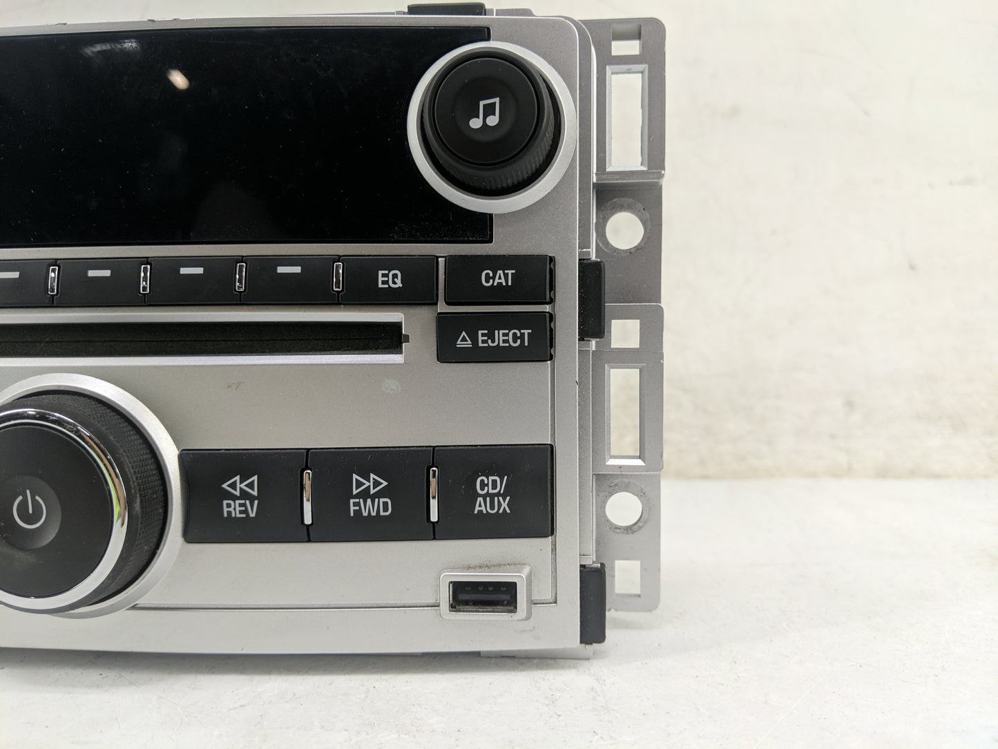 2009-2012 Chevrolet Malibu Radio AM FM Cd Player Receiver Replacement Fits Fits 2009 2010 2011 2012 OEM Used Auto Parts - Oe