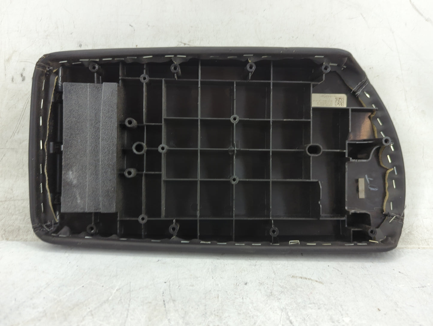 2015 Chevrolet Malibu Center Console Armrest Cover Lid Fits OEM Used Auto Parts - Oemusedautoparts1.com
