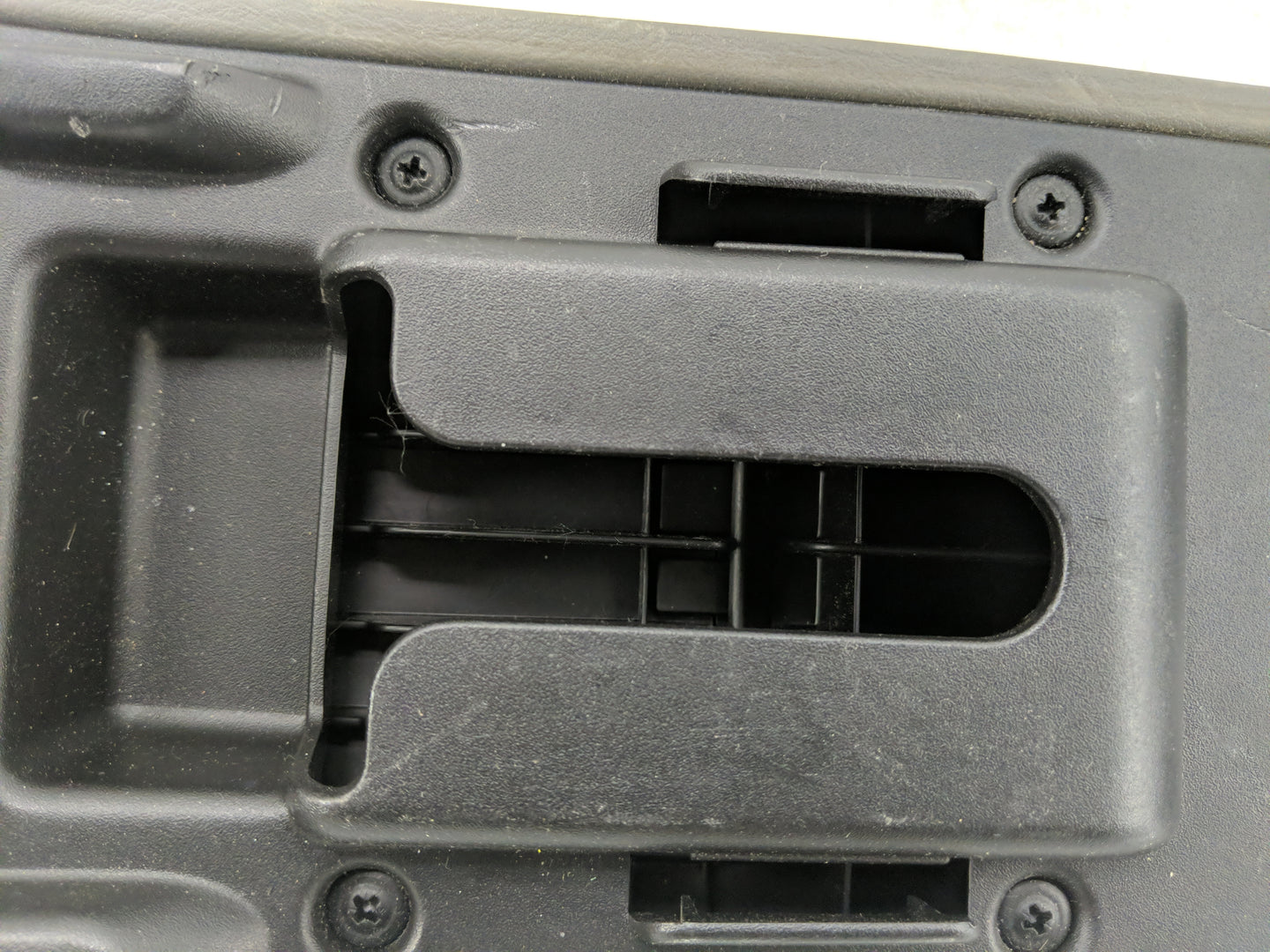 2008 Chevrolet Malibu Center Console Armrest Cover Lid Fits OEM Used Auto Parts - Oemusedautoparts1.com