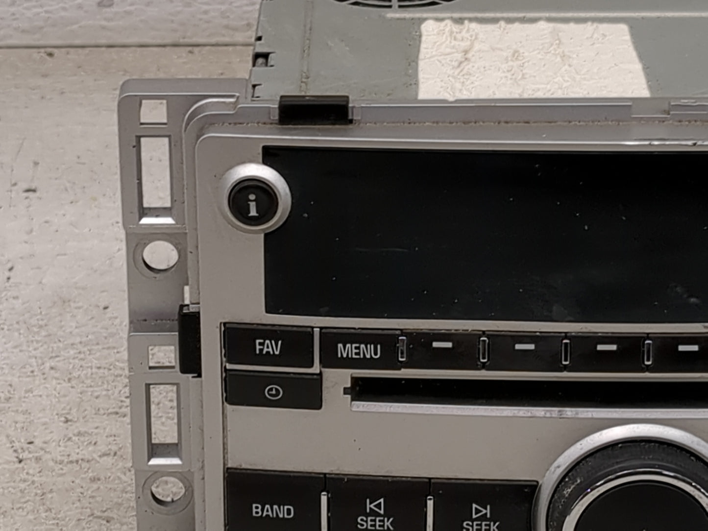 2008 Chevrolet Malibu Radio AM FM Cd Player Receiver Replacement Fits OEM Used Auto Parts - Oemusedautoparts1.com