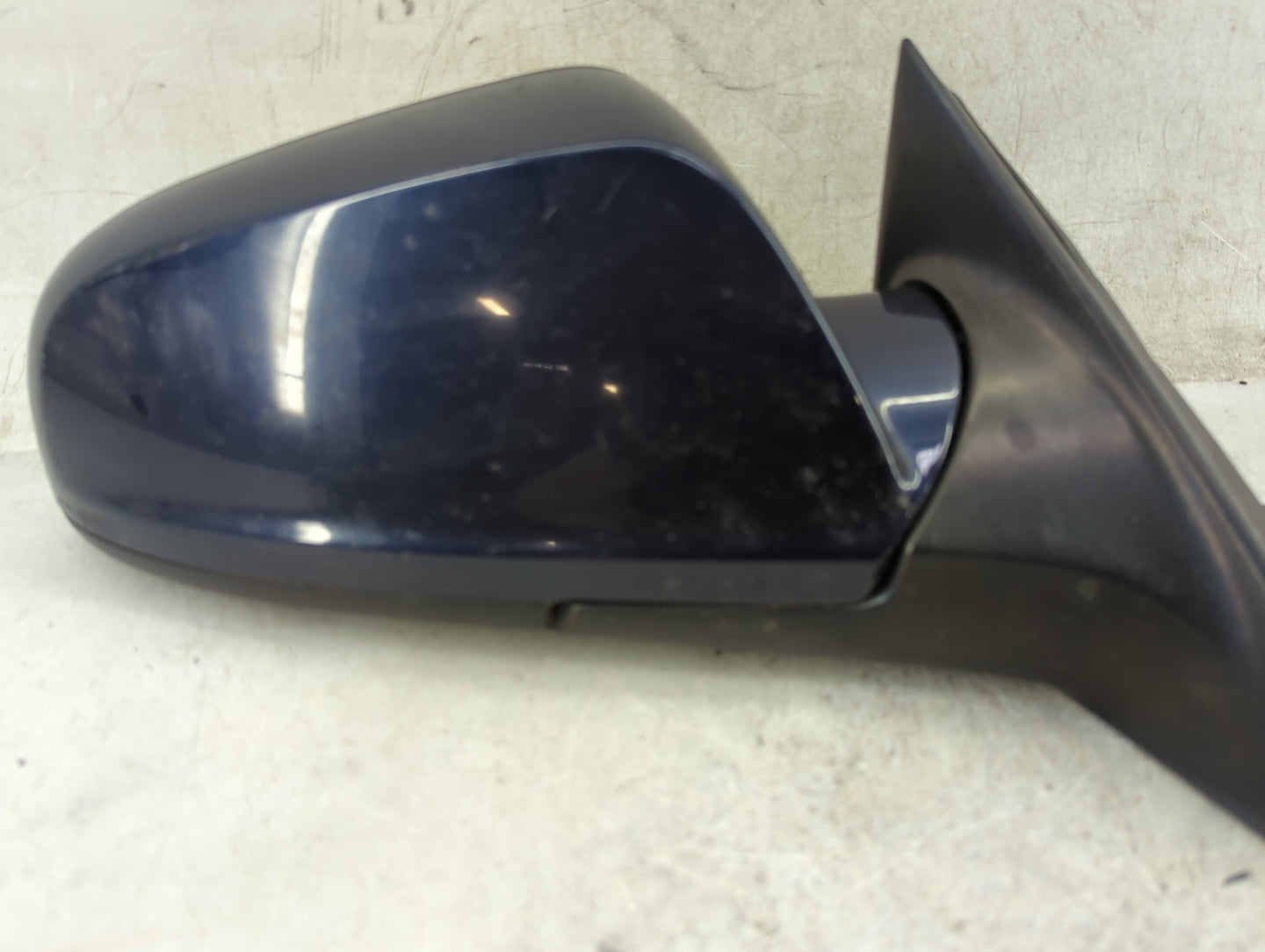2008-2012 Chevrolet Malibu Passenger Side View Mirror - Right Door Mirror OEM Used - Oemusedautoparts1.com