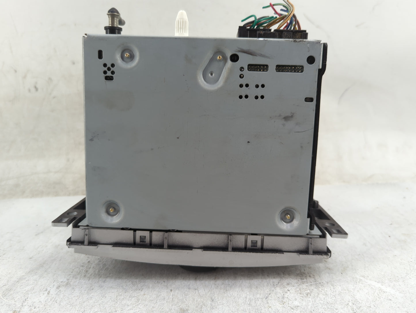 2009-2012 Chevrolet Malibu Radio AM FM Cd Player Receiver Replacement Fits Fits 2009 2010 2011 2012 OEM Used Auto Parts - Oe