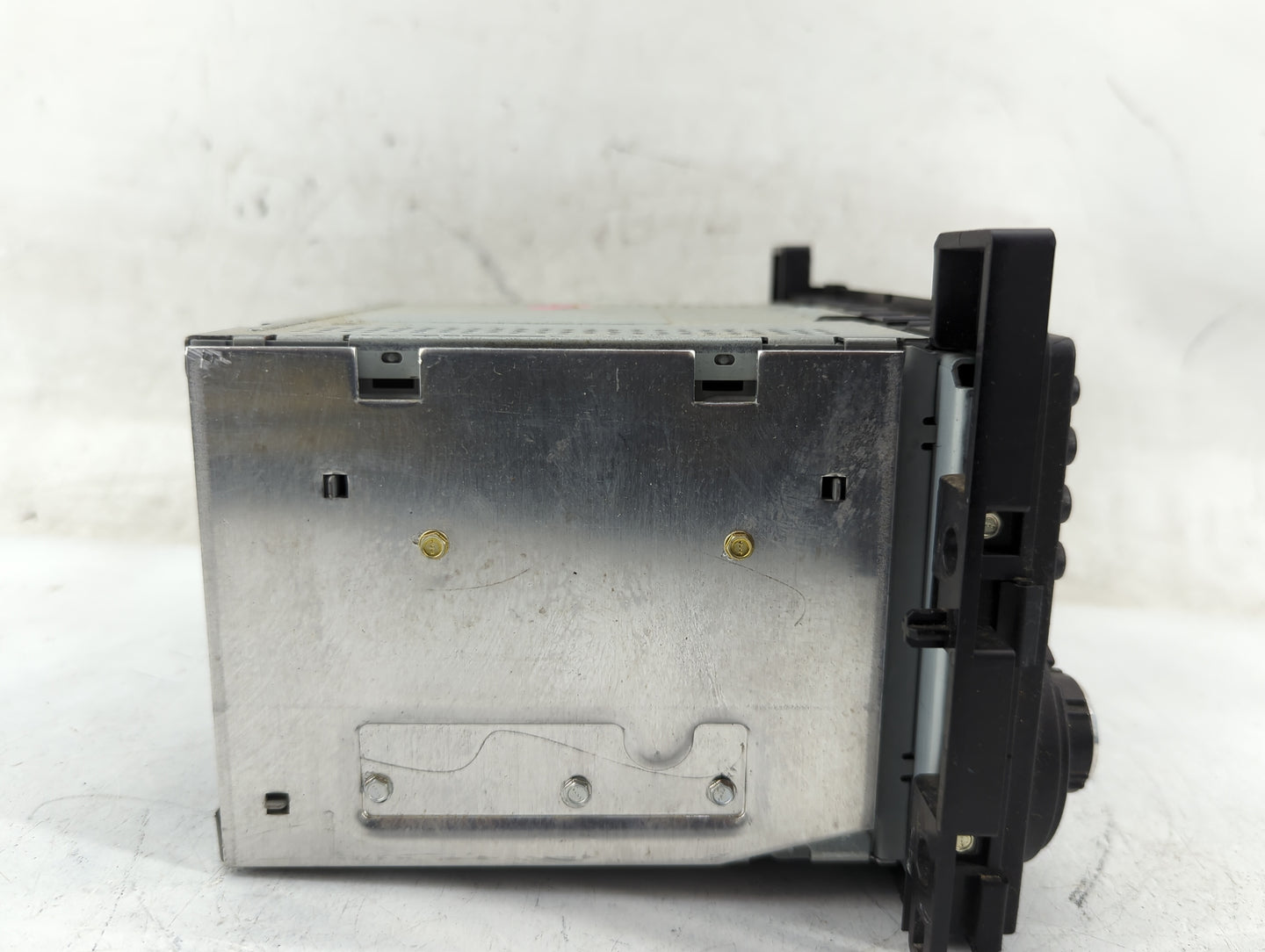 2004-2006 Chevrolet Malibu Radio AM FM Cd Player Receiver Replacement Fits Fits 2004 2005 2006 OEM Used Auto Parts - Oemused