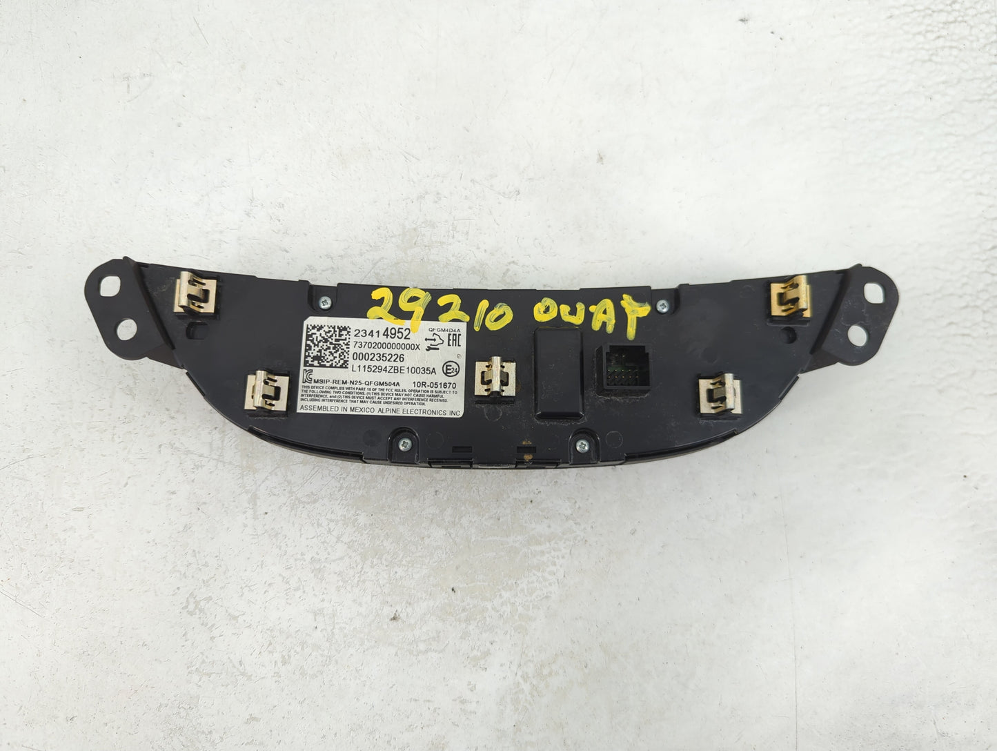 2016-2017 Chevrolet Malibu Climate Control Module Temperature AC/Heater Replacement Fits Fits 2016 2017 OEM Used Auto Parts 