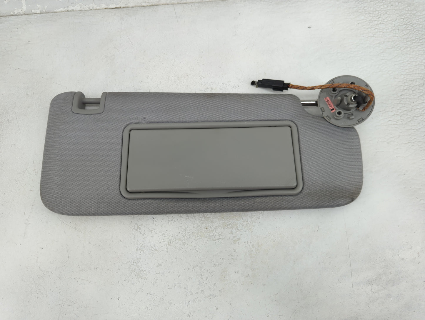2016-2021 Chevrolet Malibu Sun Visor Shade Replacement Driver Left Mirror Fits Fits 2016 2017 2018 2019 2020 2021 OEM Used A