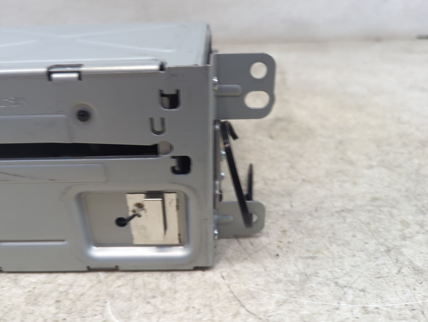 2014-2016 Chevrolet Malibu Radio AM FM Cd Player Receiver Replacement Fits Fits 2014 2015 2016 OEM Used Auto Parts - Oemused