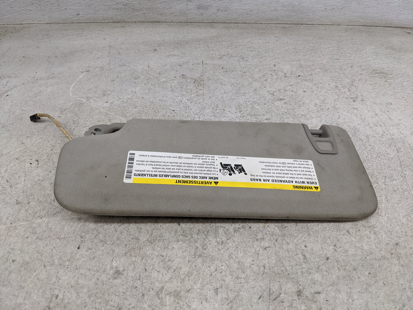 2013-2016 Chevrolet Malibu Sun Visor Shade Replacement Passenger Right Mirror Fits Fits 2013 2014 2015 2016 OEM Used Auto Pa