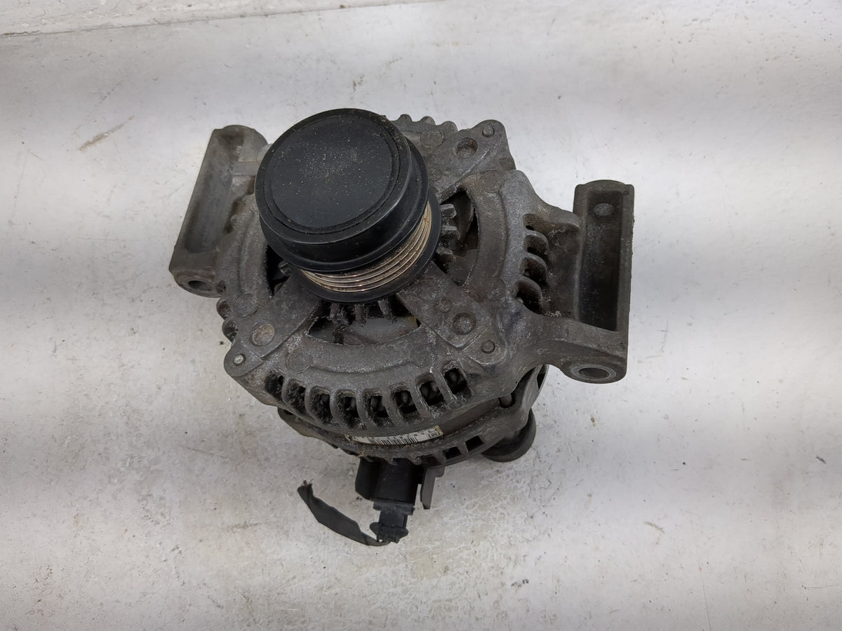 2013-2021 Chevrolet Malibu Alternator Replacement Generator Charging Assembly Engine OEM Fits OEM Used Auto Parts - Oemuseda