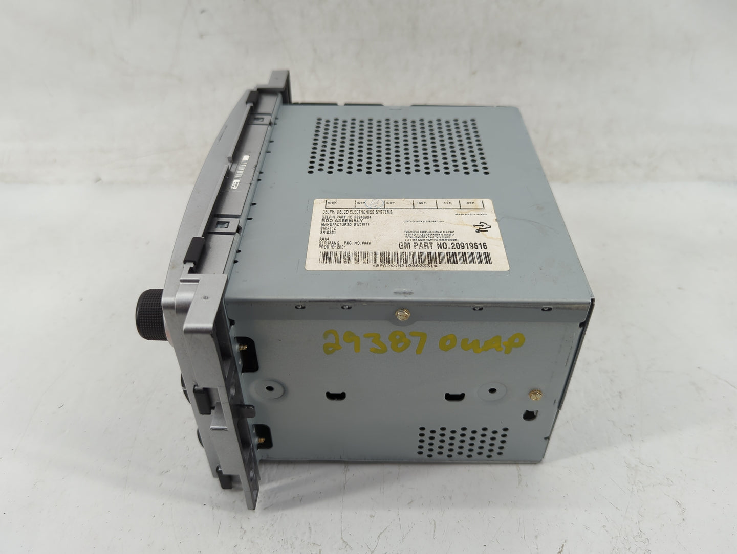 2009-2012 Chevrolet Malibu Radio AM FM Cd Player Receiver Replacement Fits Fits 2009 2010 2011 2012 OEM Used Auto Parts - Oe