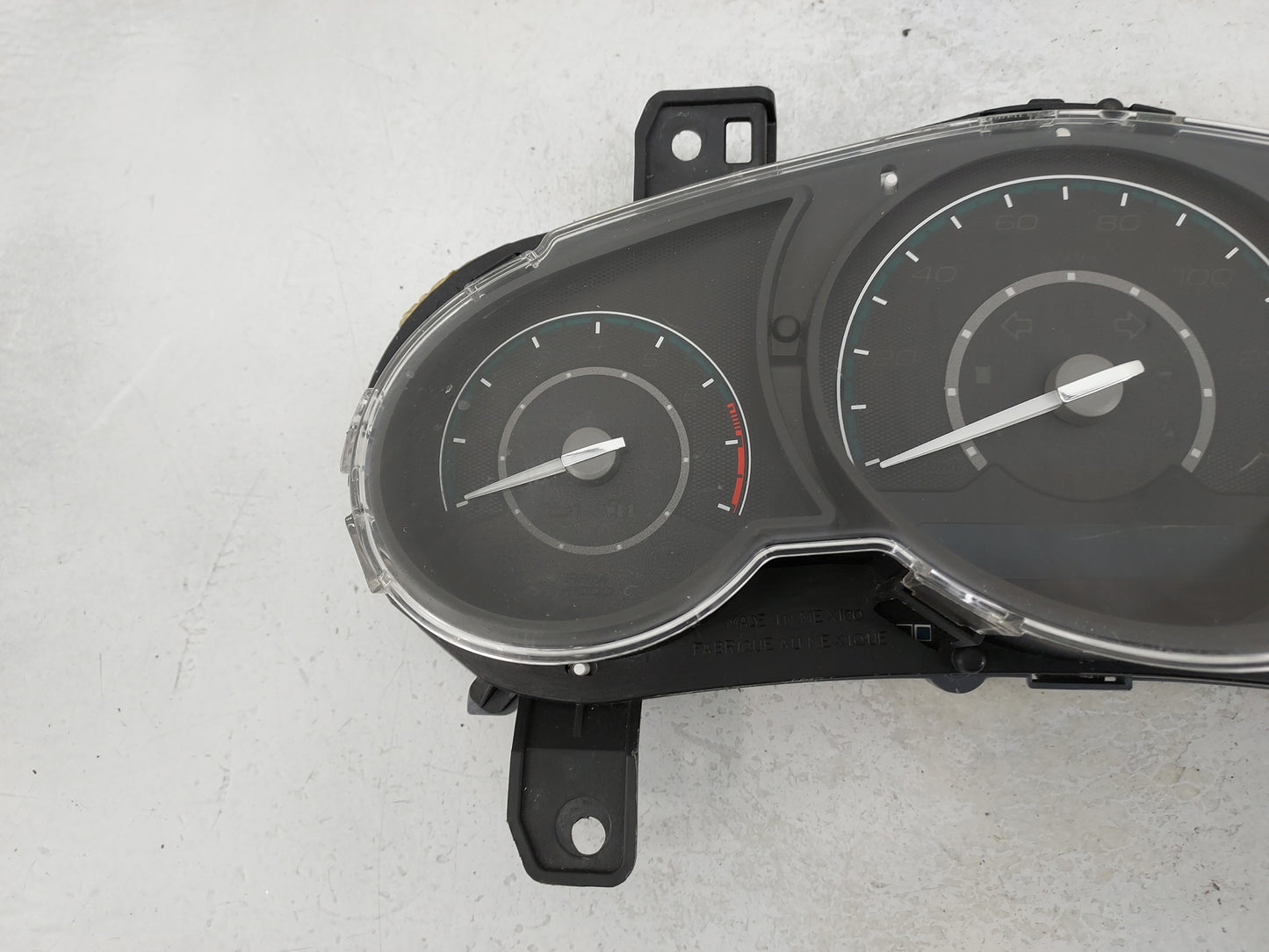 2008-2012 Chevrolet Malibu Instrument Cluster Speedometer Gauges Fits Fits 2008 2009 2010 2011 2012 OEM Used Auto Parts - Oe