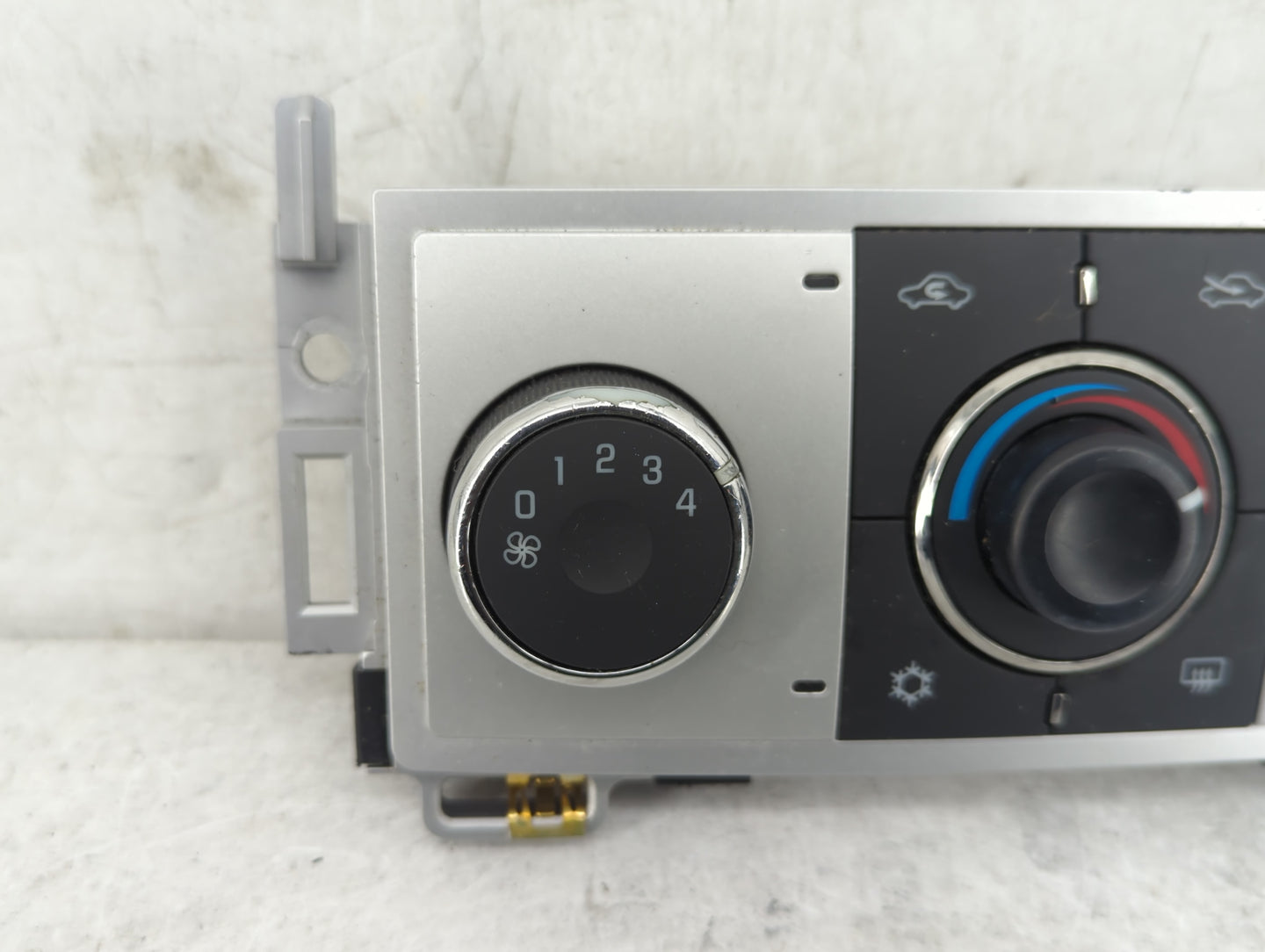 2008-2012 Chevrolet Malibu Climate Control Module Temperature AC/Heater Replacement Fits Fits 2008 2009 2010 2011 2012 OEM U