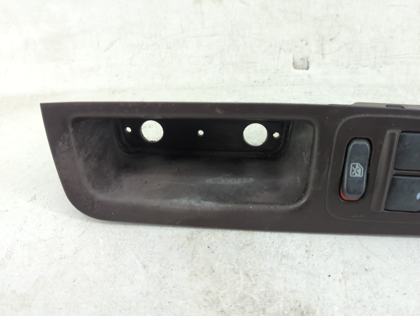 2010-2011 Chevrolet Malibu Master Power Window Switch Replacement Driver Side Left Fits Fits 2010 2011 OEM Used Auto Parts -