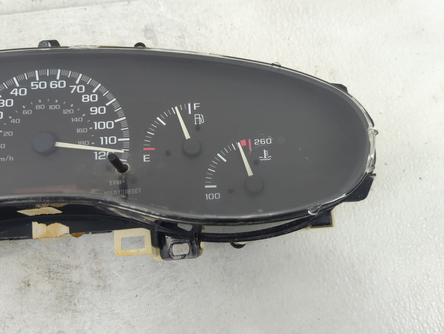 2001-2003 Chevrolet Malibu Instrument Cluster Speedometer Gauges Fits Fits 2001 2002 2003 OEM Used Auto Parts - Oemusedautop