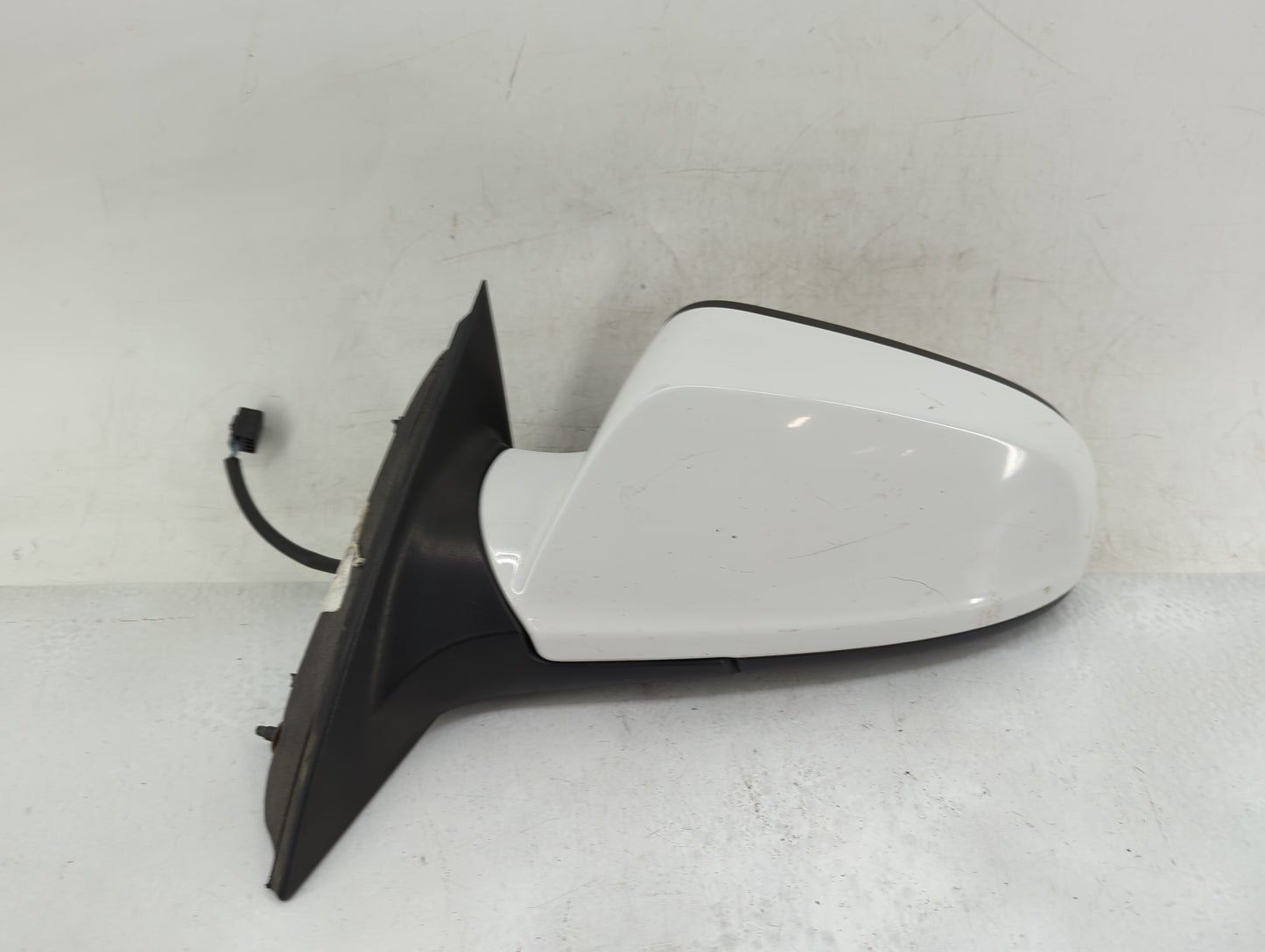 2008-2012 Chevrolet Malibu Driver Side View Mirror - Left Door Mirror OEM Used - Oemusedautoparts1.com