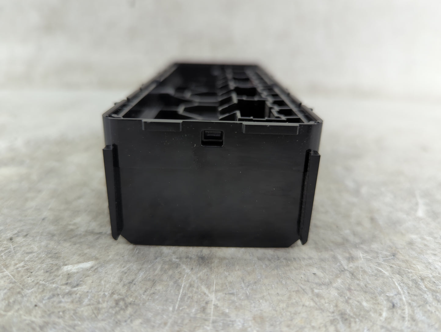 2014-2014 Chevrolet Malibu Communication Control Module 1258688 - Oemusedautoparts1.com