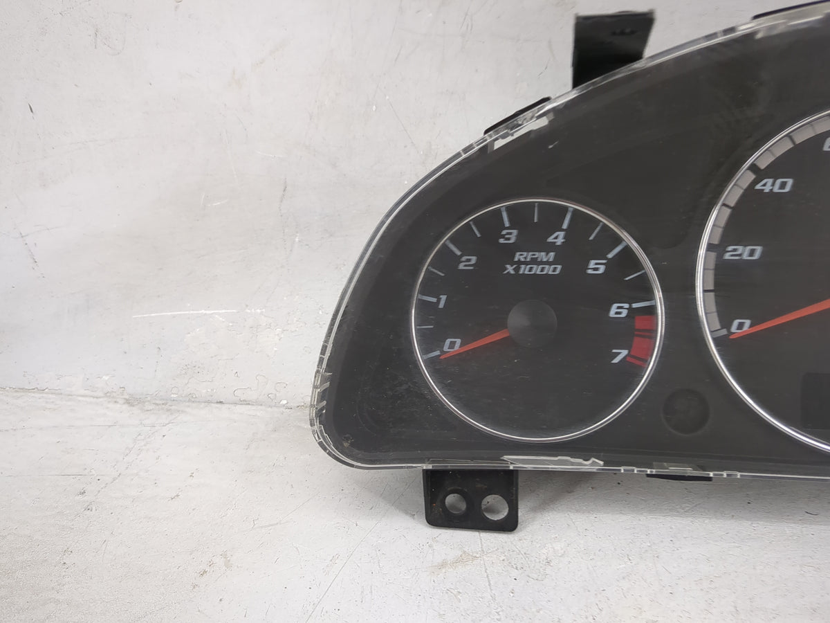 2004-2005 Chevrolet Malibu Instrument Cluster Speedometer Gauges Miles:198K Fits Fits 2004 2005 OEM Used Auto Parts - Oemuse