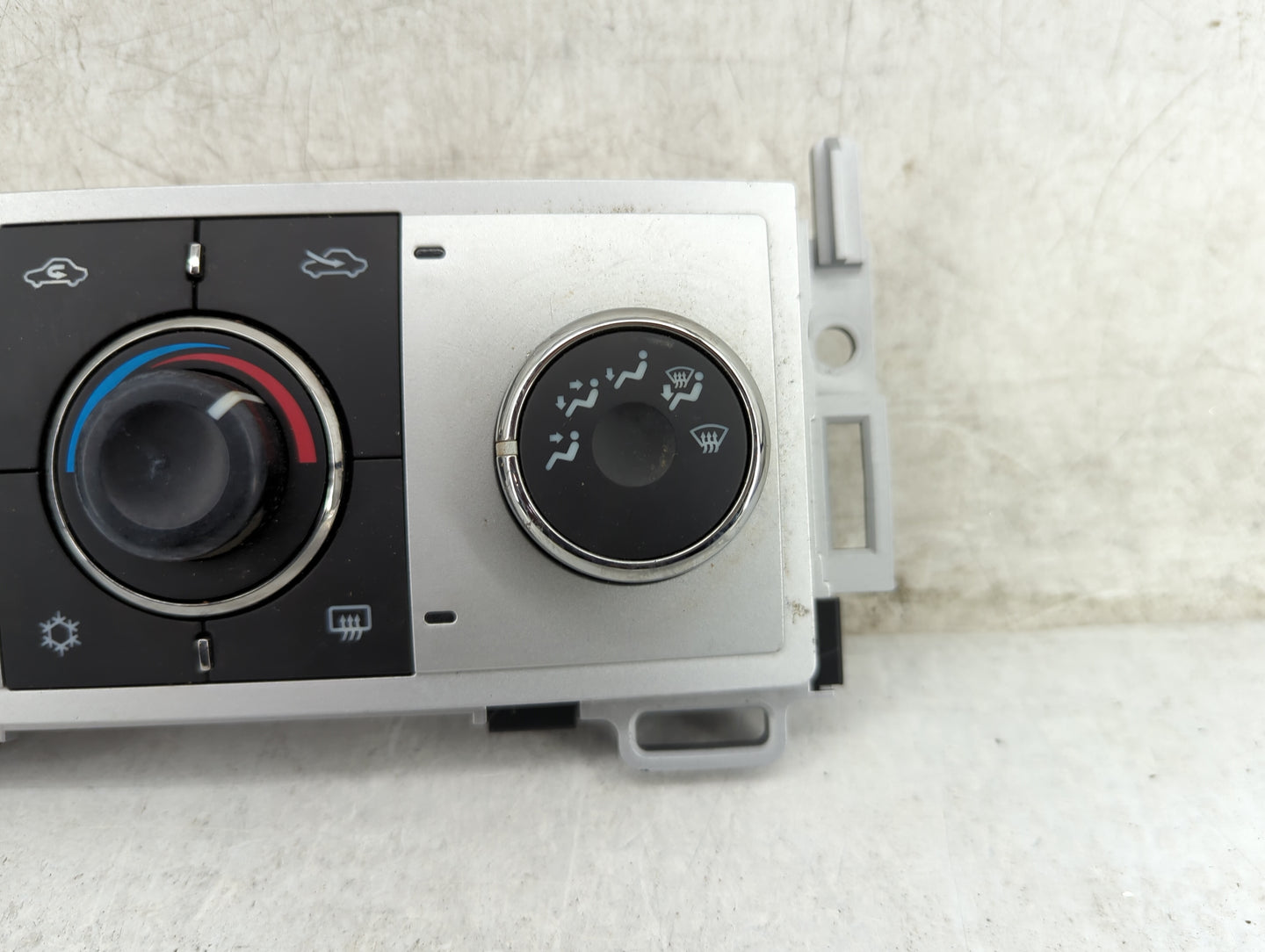 2008-2012 Chevrolet Malibu Climate Control Module Temperature AC/Heater Replacement Fits Fits 2008 2009 2010 2011 2012 OEM U