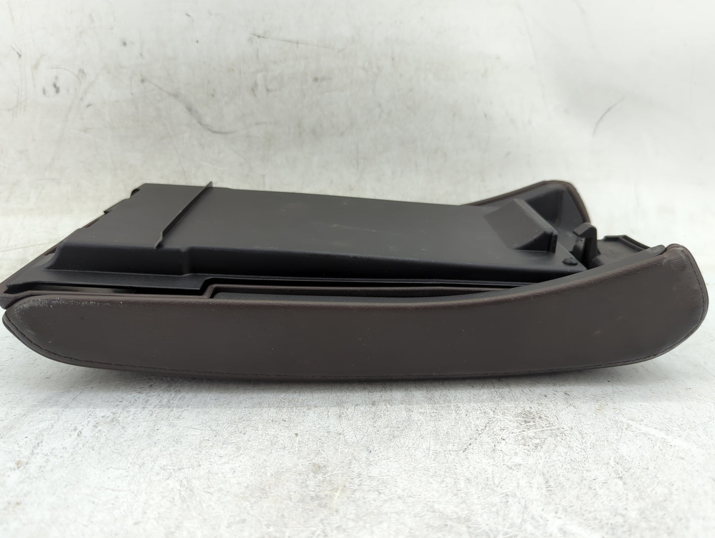 2008-2012 Chevrolet Malibu Center Console Armrest Cover Lid Fits Fits 2008 2009 2010 2011 2012 OEM Used Auto Parts - Oemused