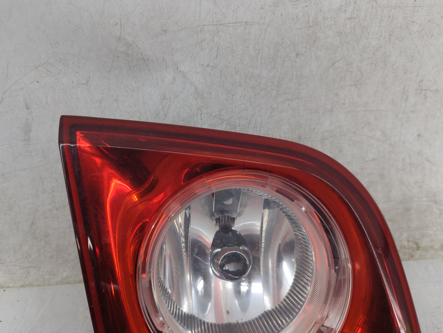 2008-2012 Chevrolet Malibu Driver Left Side Deck Lid Mounted Tail Light 1295315 - Oemusedautoparts1.com