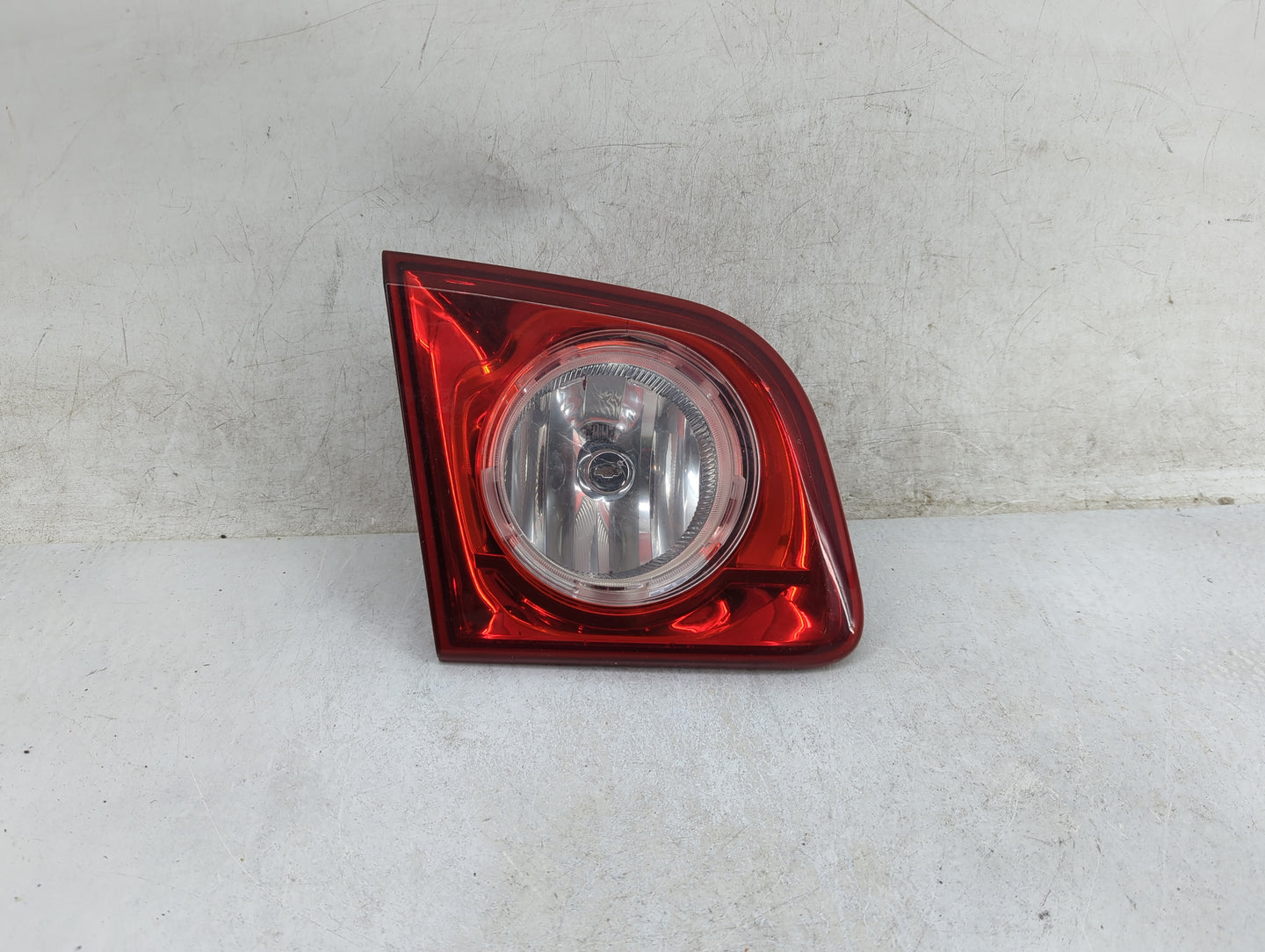 2008-2012 Chevrolet Malibu Driver Left Side Deck Lid Mounted Tail Light 1295315 - Oemusedautoparts1.com