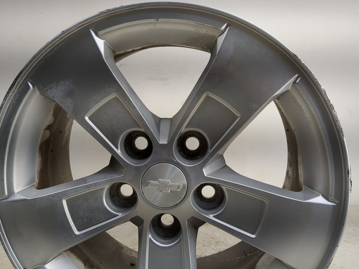 2013-2016 Chevrolet Malibu Oem Wheel Rim 1317366 - Oemusedautoparts1.com