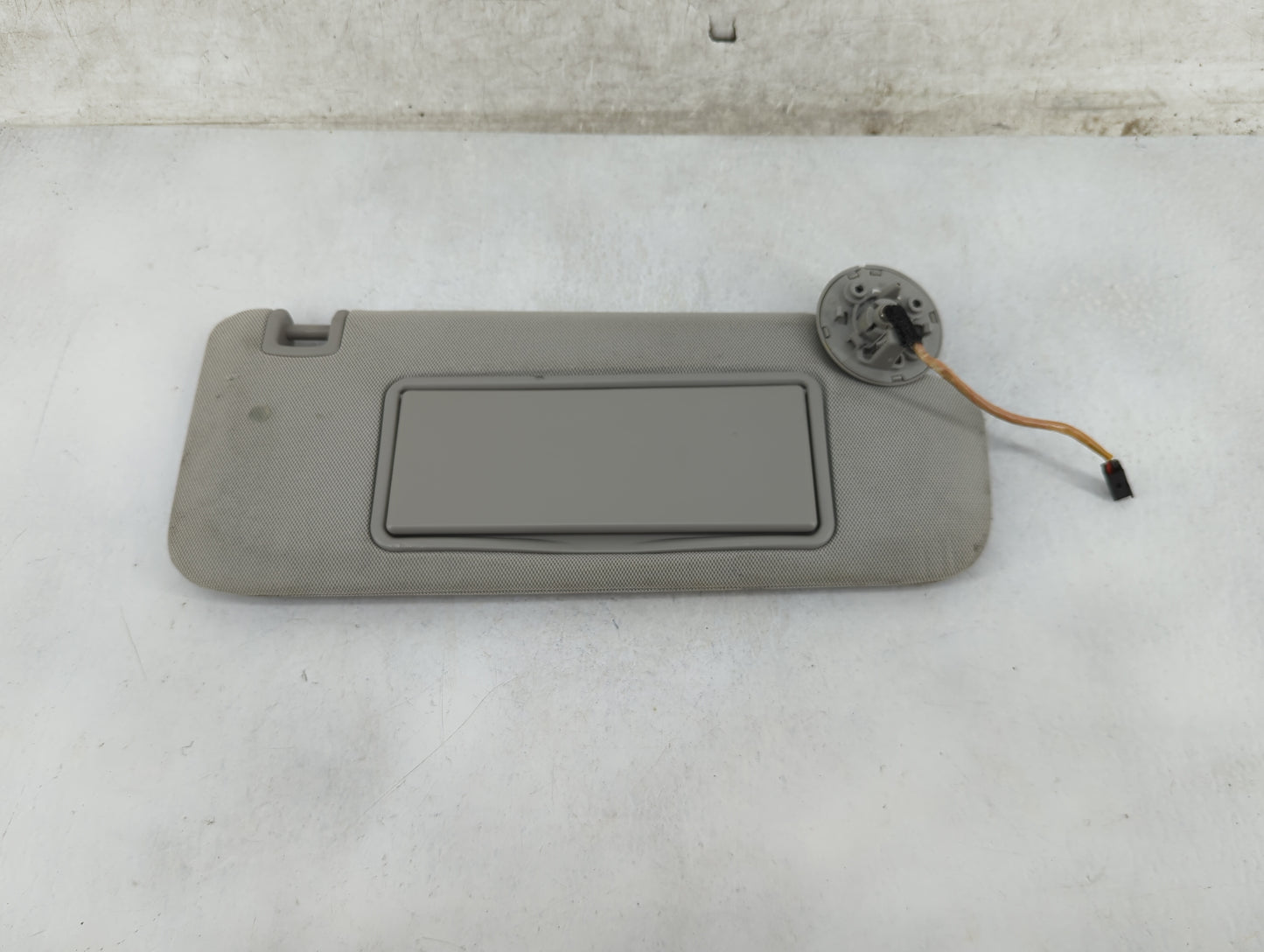 2013-2016 Chevrolet Malibu Sun Visor Shade Replacement Passenger Right Mirror Fits Fits 2013 2014 2015 2016 OEM Used Auto Pa