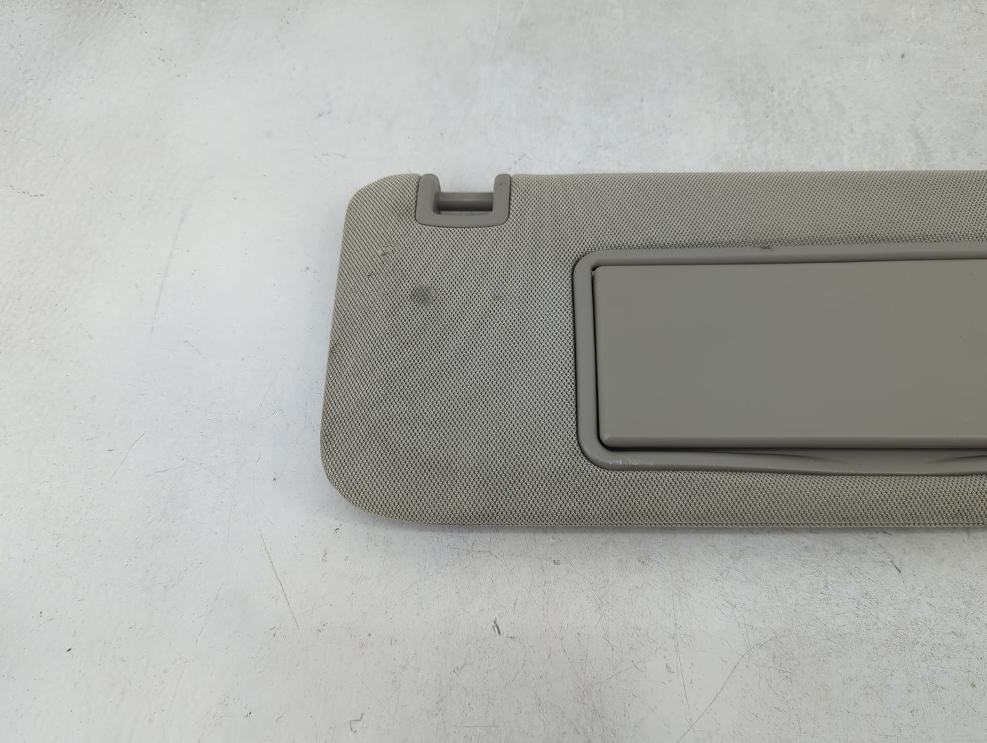 2013-2016 Chevrolet Malibu Sun Visor Shade Replacement Passenger Right Mirror Fits Fits 2013 2014 2015 2016 OEM Used Auto Pa