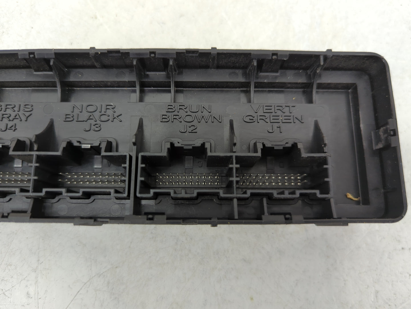 2013-2013 Chevrolet Malibu Communication Control Module 5025005 - Oemusedautoparts1.com