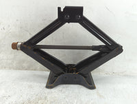 2017 Chevrolet Malibu Spare Scissor Car Jack 5026018 - Oemusedautoparts1.com