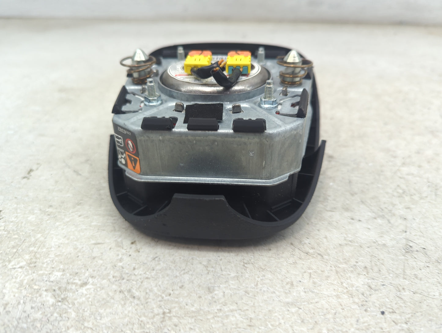 2013-2016 Chevrolet Malibu Air Bag Driver Left Steering Wheel Mounted 5026653 - Oemusedautoparts1.com
