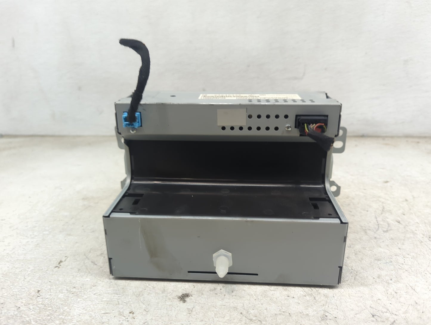 2013-2016 Chevrolet Malibu Information Display Screen 5026666 - Oemusedautoparts1.com