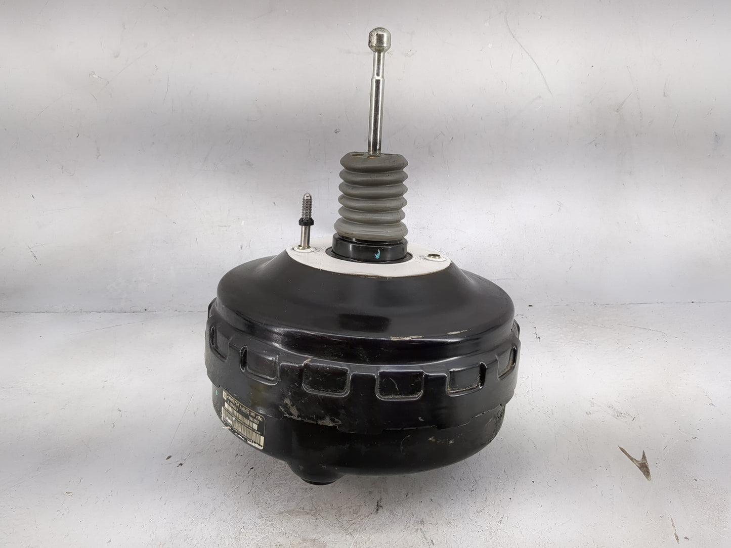 2013-2016 Chevrolet Malibu Power Brake Booster Oem 5026746 - Oemusedautoparts1.com