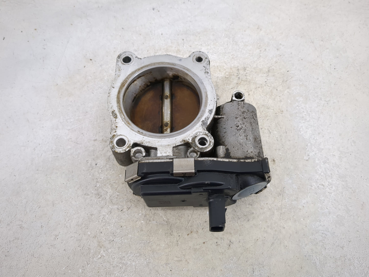 2013-2014 Chevrolet Malibu Throttle Body Fits Fits 2012 2013 2014 2015 OEM Used Auto Parts - Oemusedautoparts1.com