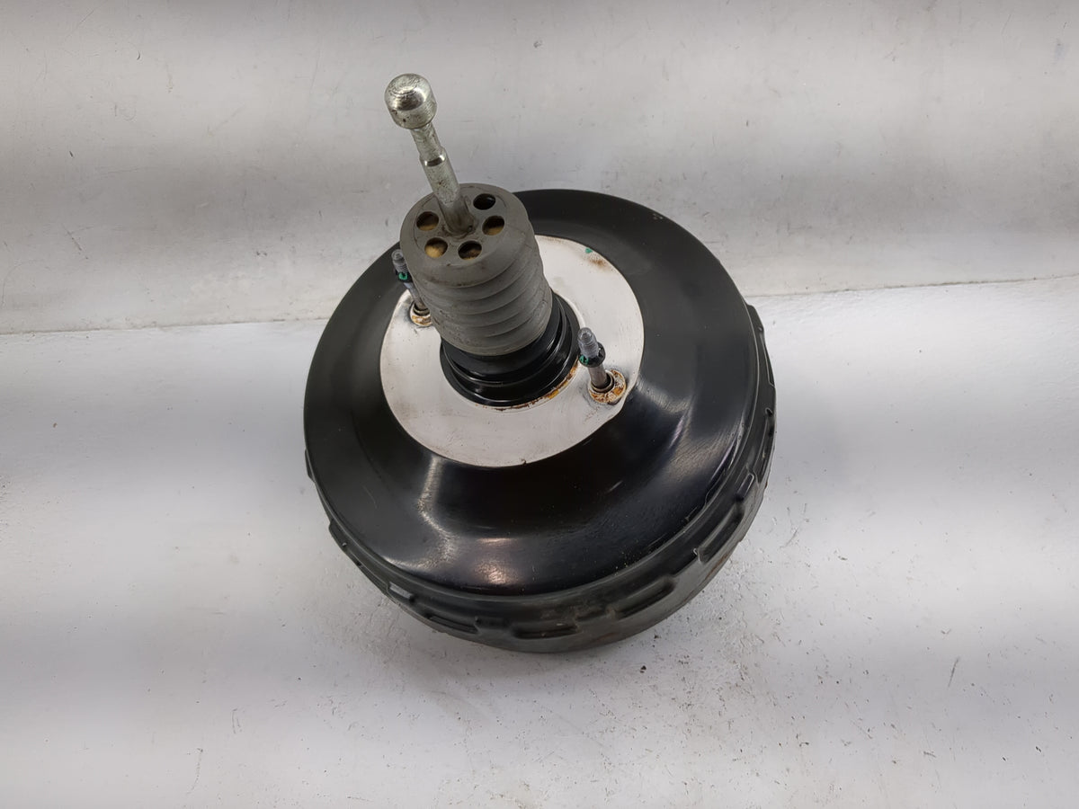 2013-2016 Chevrolet Malibu Power Brake Booster Oem 5027972 - Oemusedautoparts1.com