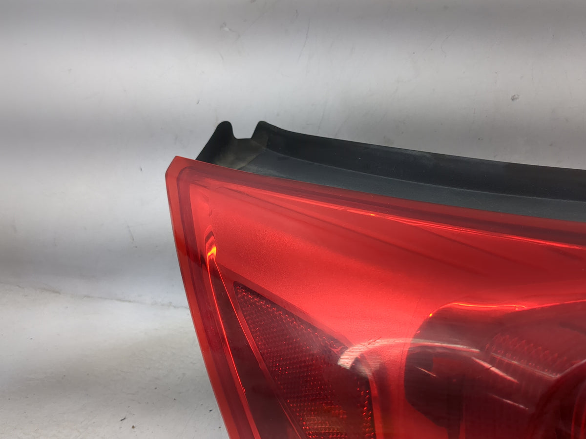 2013-2016 Chevrolet Malibu Tail Light Assembly Driver Left OEM Fits Fits 2013 2014 2015 2016 OEM Used Auto Parts - Oemusedau