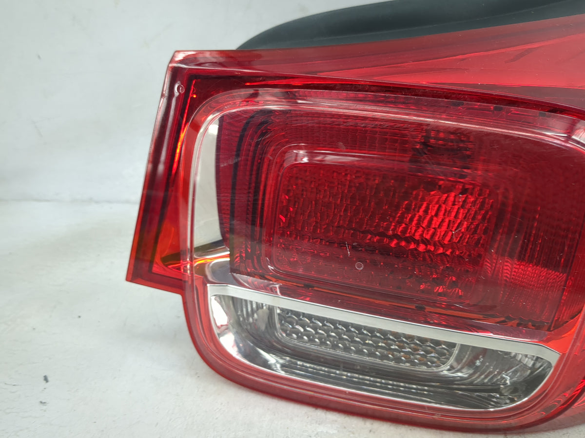 2013-2016 Chevrolet Malibu Tail Light Assembly Passenger Right OEM Fits Fits 2013 2014 2015 2016 OEM Used Auto Parts - Oemus