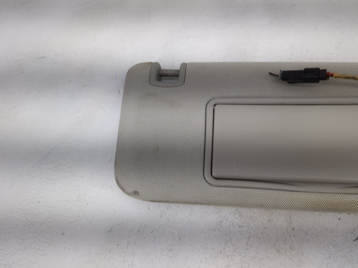 2013-2016 Chevrolet Malibu Sun Visor Shade Replacement Passenger Right Mirror Fits Fits 2013 2014 2015 2016 OEM Used Auto Pa