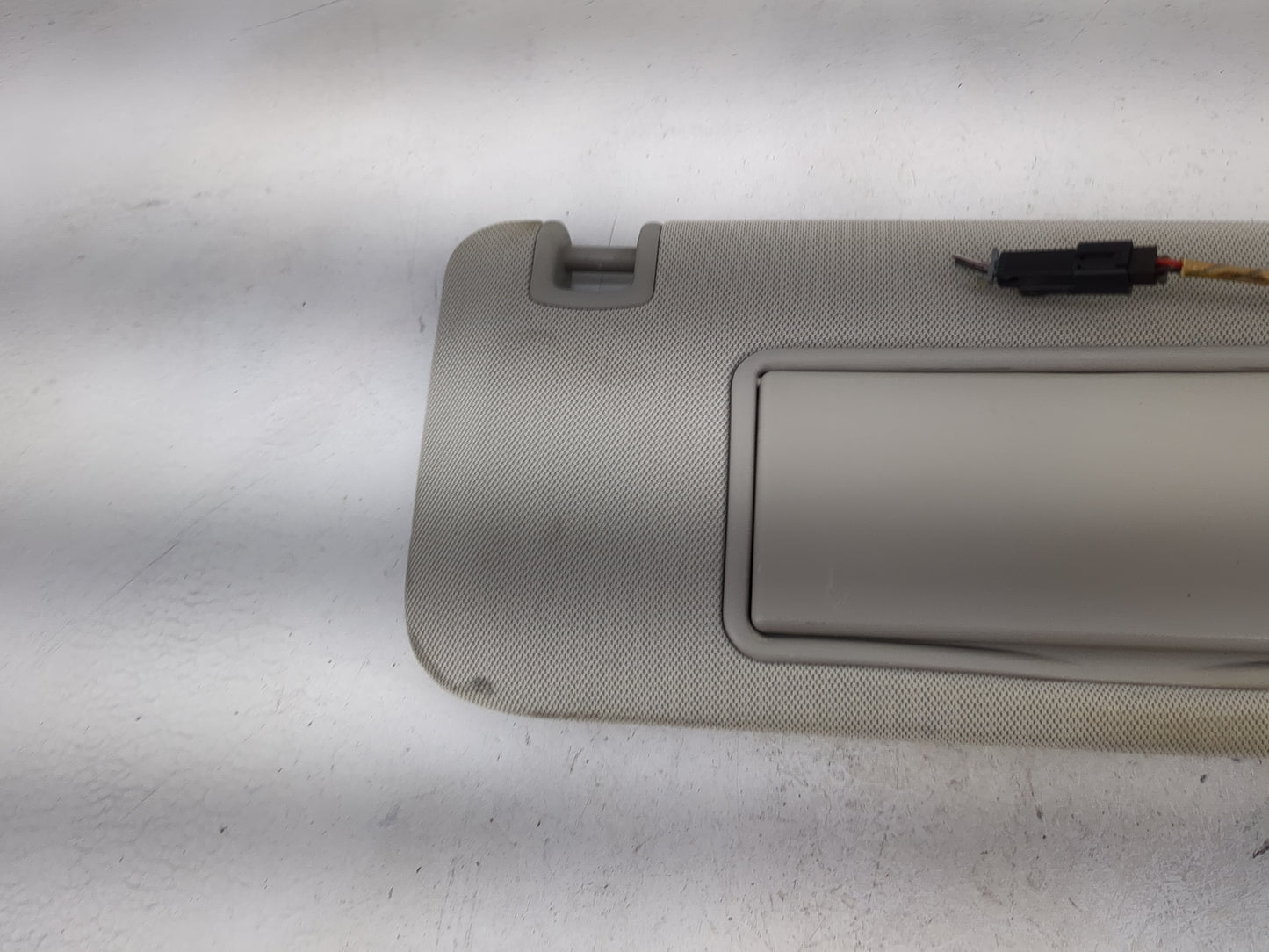 2013-2016 Chevrolet Malibu Sun Visor Shade Replacement Passenger Right Mirror Fits Fits 2013 2014 2015 2016 OEM Used Auto Pa