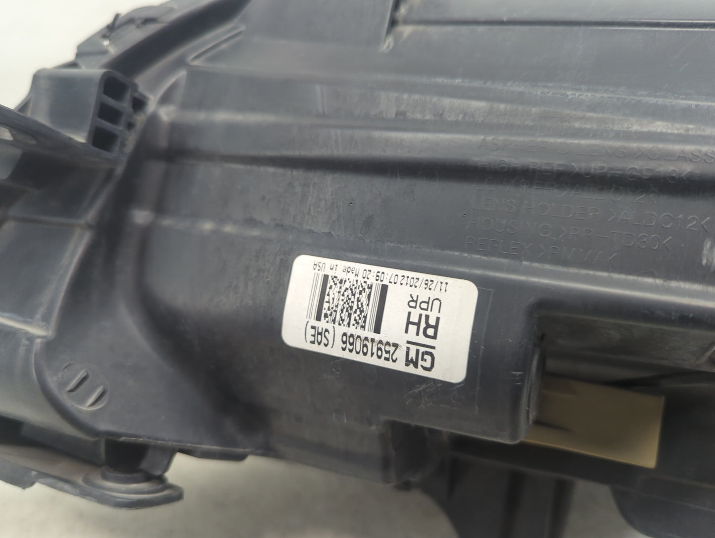 2013-2016 Chevrolet Malibu Driver Left Oem Head Light Headlight Lamp 5028144 - Oemusedautoparts1.com