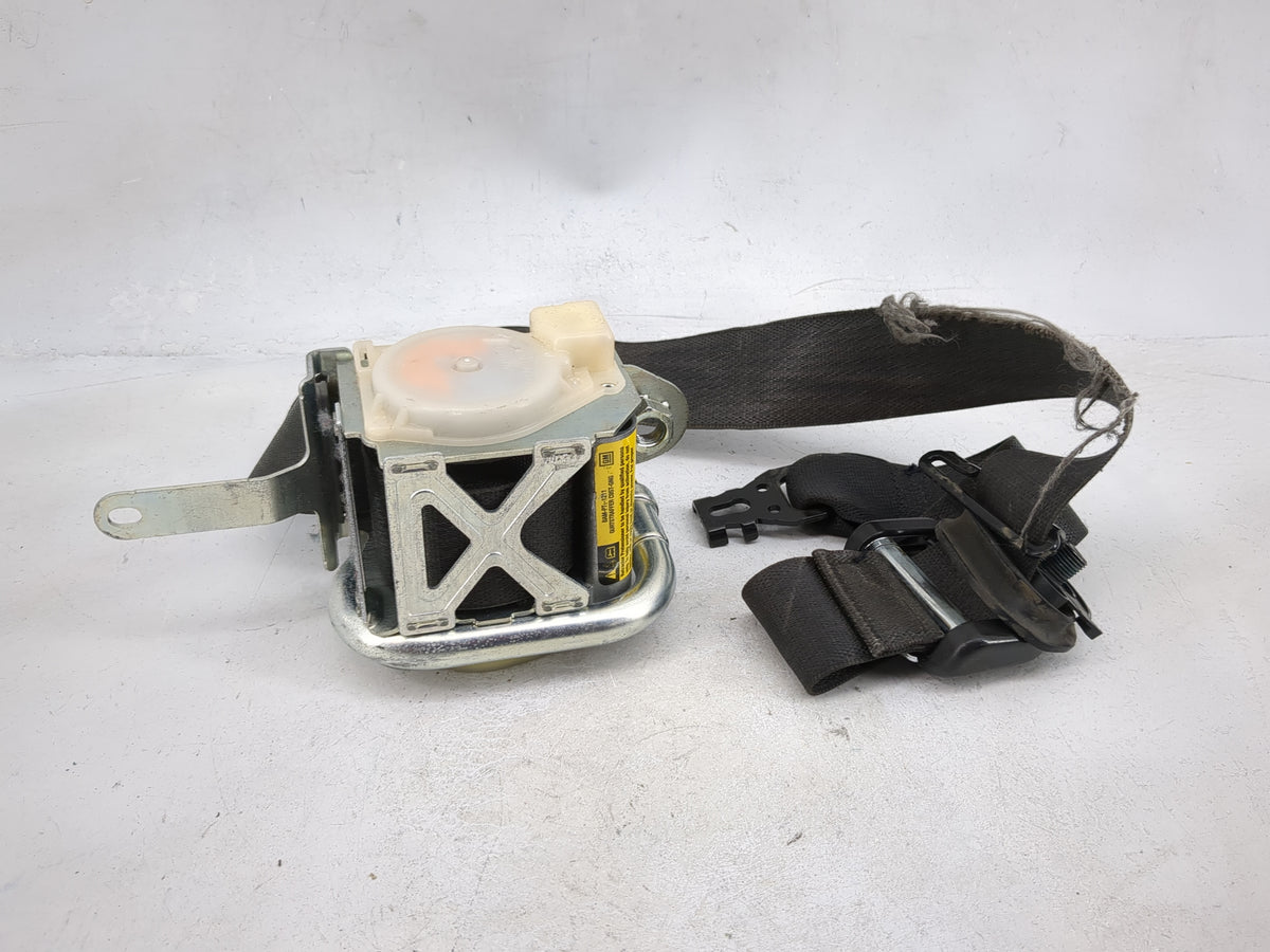 2013-2013 Chevrolet Malibu Drvier Front Seatbelt Retractor 5028184 - Oemusedautoparts1.com